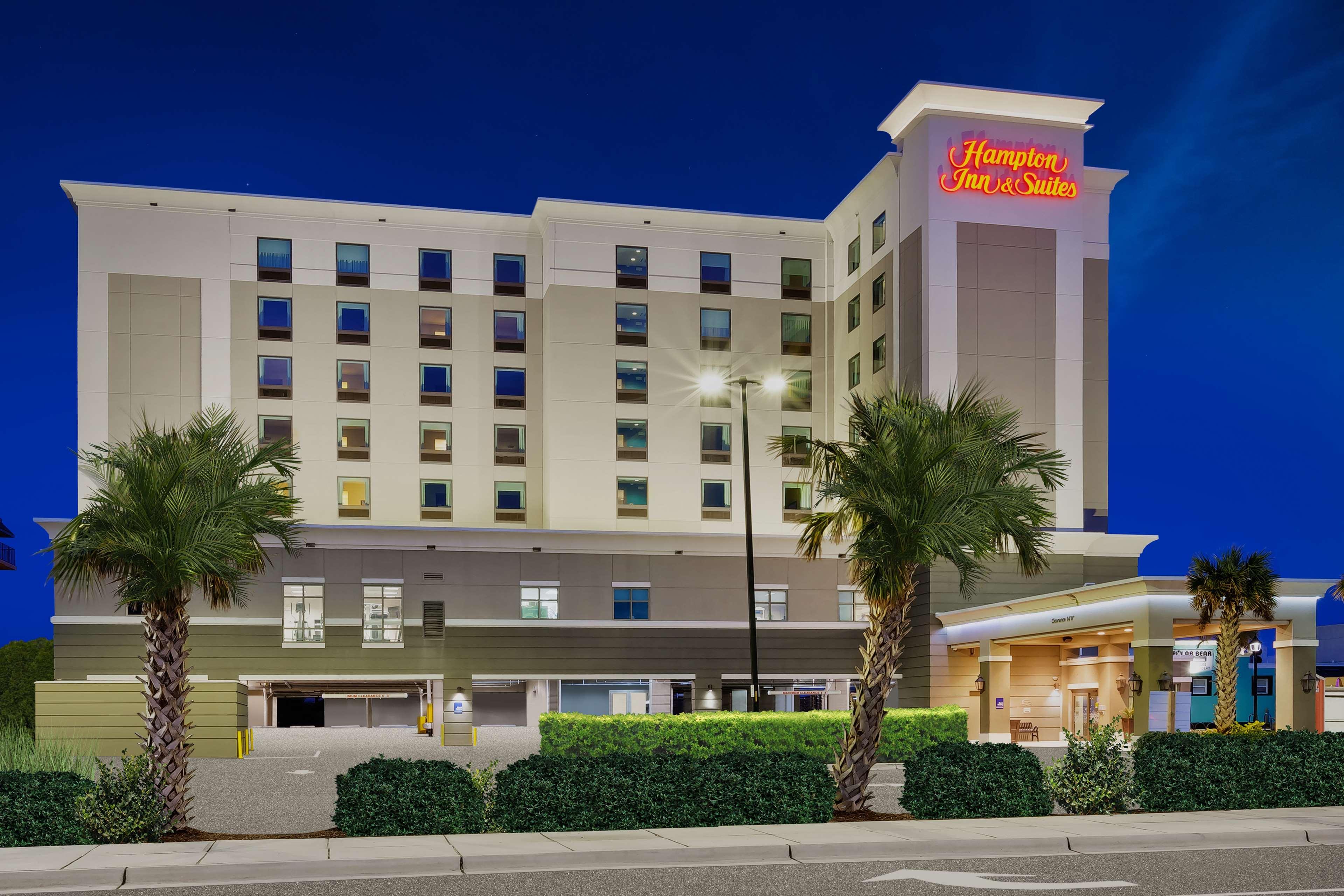 Hampton Inn & Suites By Hilton Carolina Beach Oceanfront Exterior photo