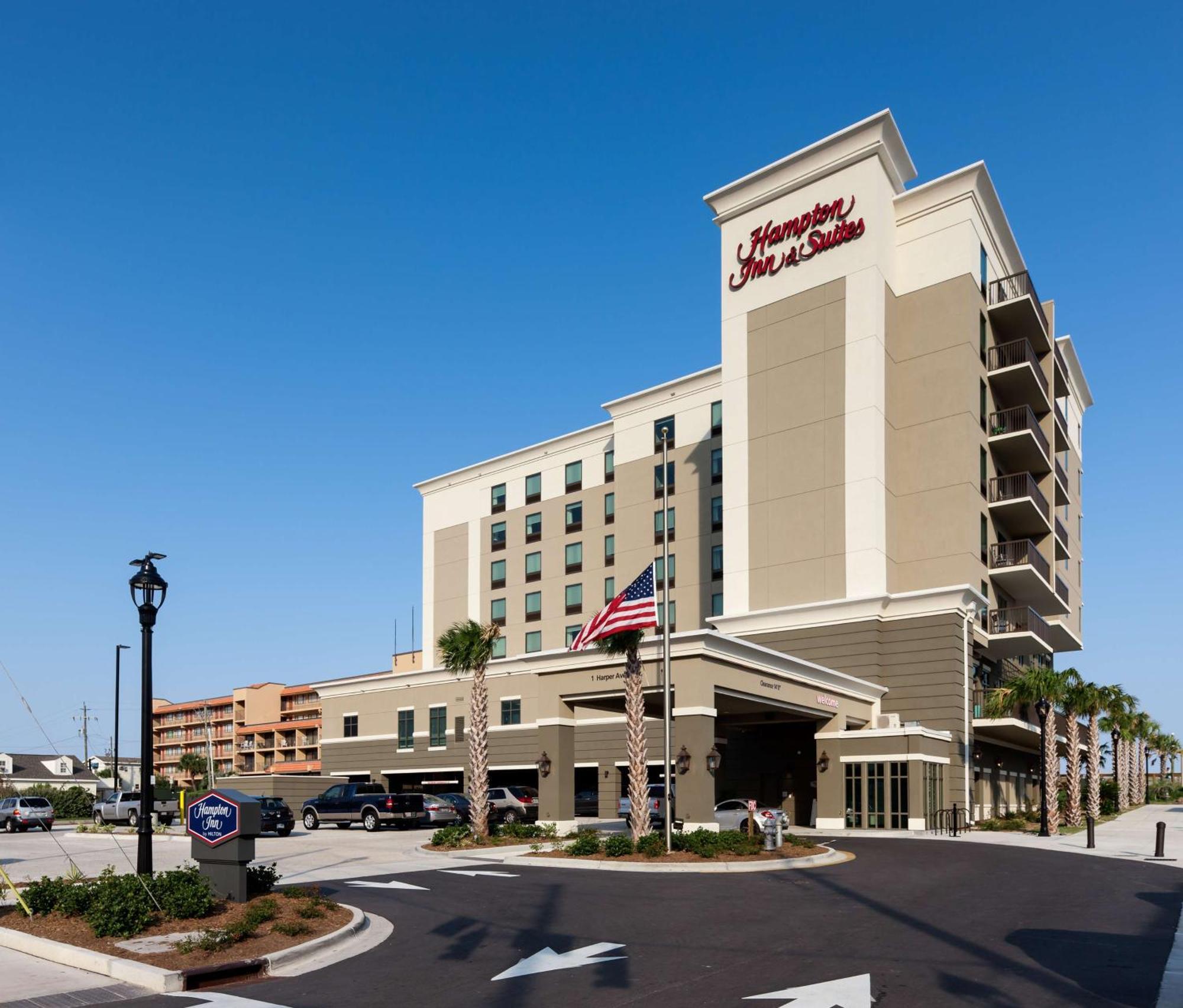 Hampton Inn & Suites By Hilton Carolina Beach Oceanfront Exterior photo