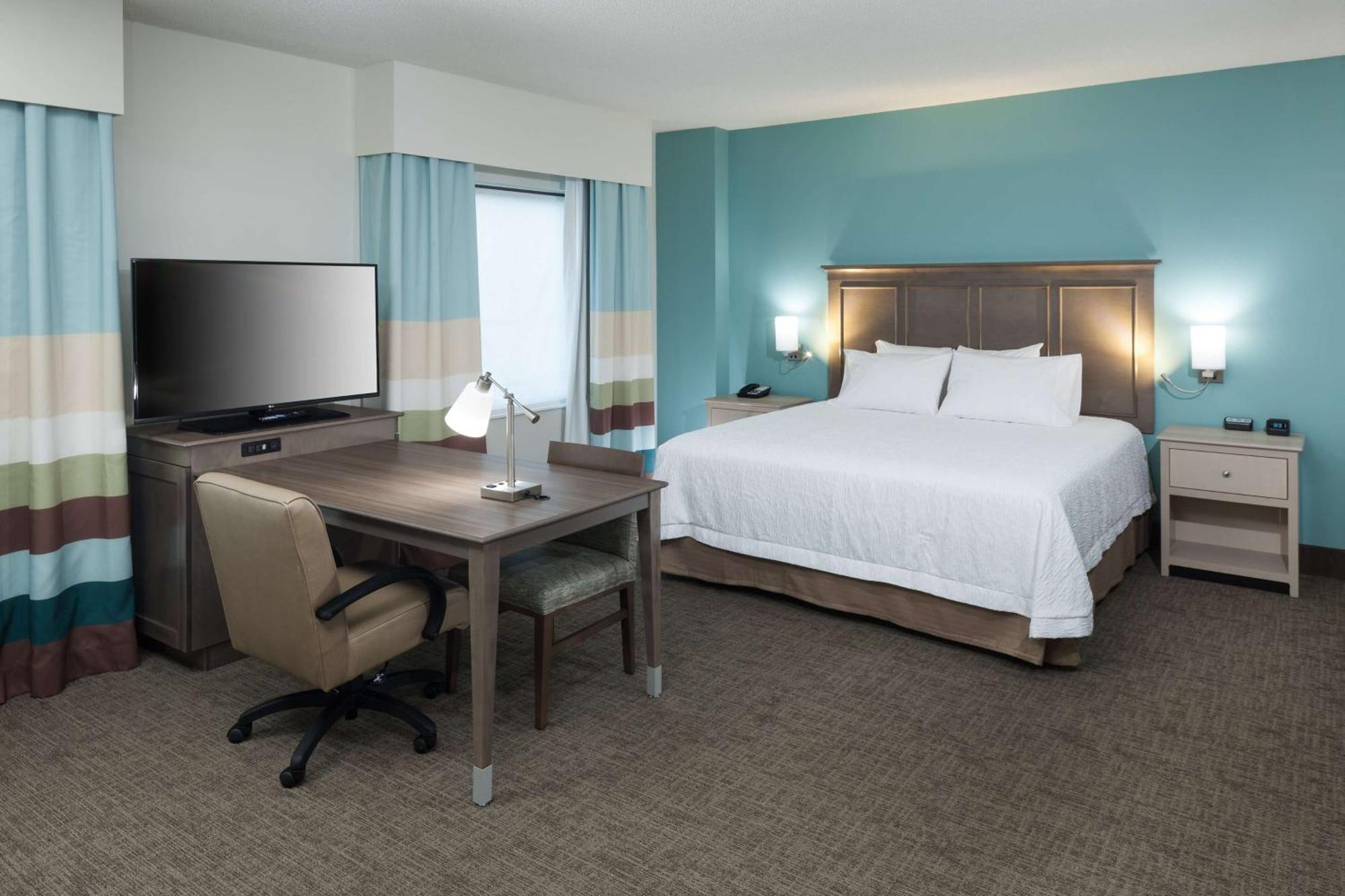 Hampton Inn & Suites By Hilton Carolina Beach Oceanfront Exterior photo