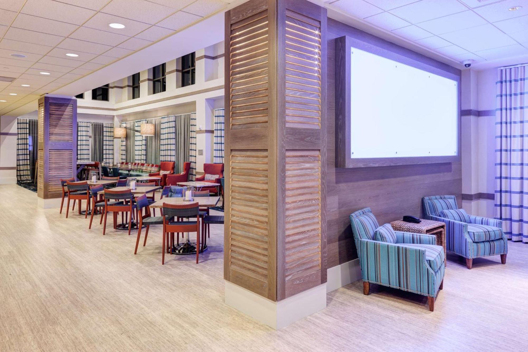 Hampton Inn & Suites By Hilton Carolina Beach Oceanfront Exterior photo